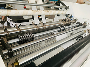 Доступны как дисковые, так и лезвийные ножи