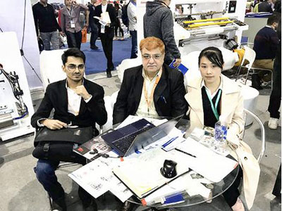 Клиент из Германии приобрел бобинорезательную машину и ламинатор 2019 году.