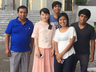 Клиент из Перу приобрел бобинорезательную машину ZTM-D, машину для запечатывания и резки пакетов в период с 2015 по 2021.